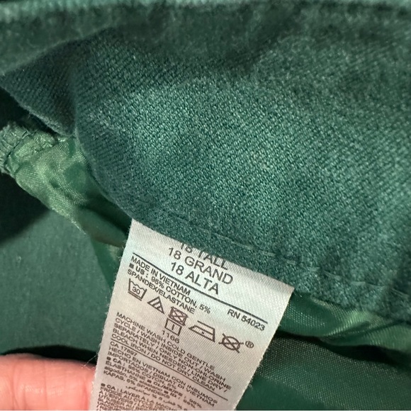 Old Navy Green Pixie Pants Size 18 Tall - Picture 3 of 3